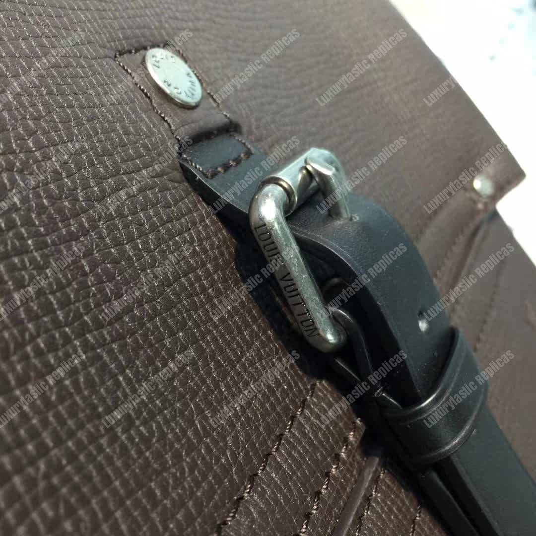 LV Canyon Messenger PM Utah Leather Marron