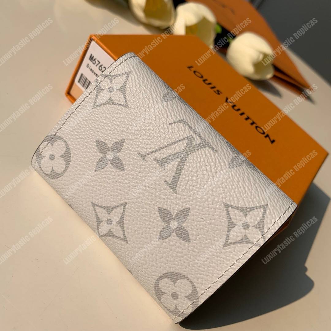 LV Discovery Compact Wallet K45 Taiga Monogram Antartica