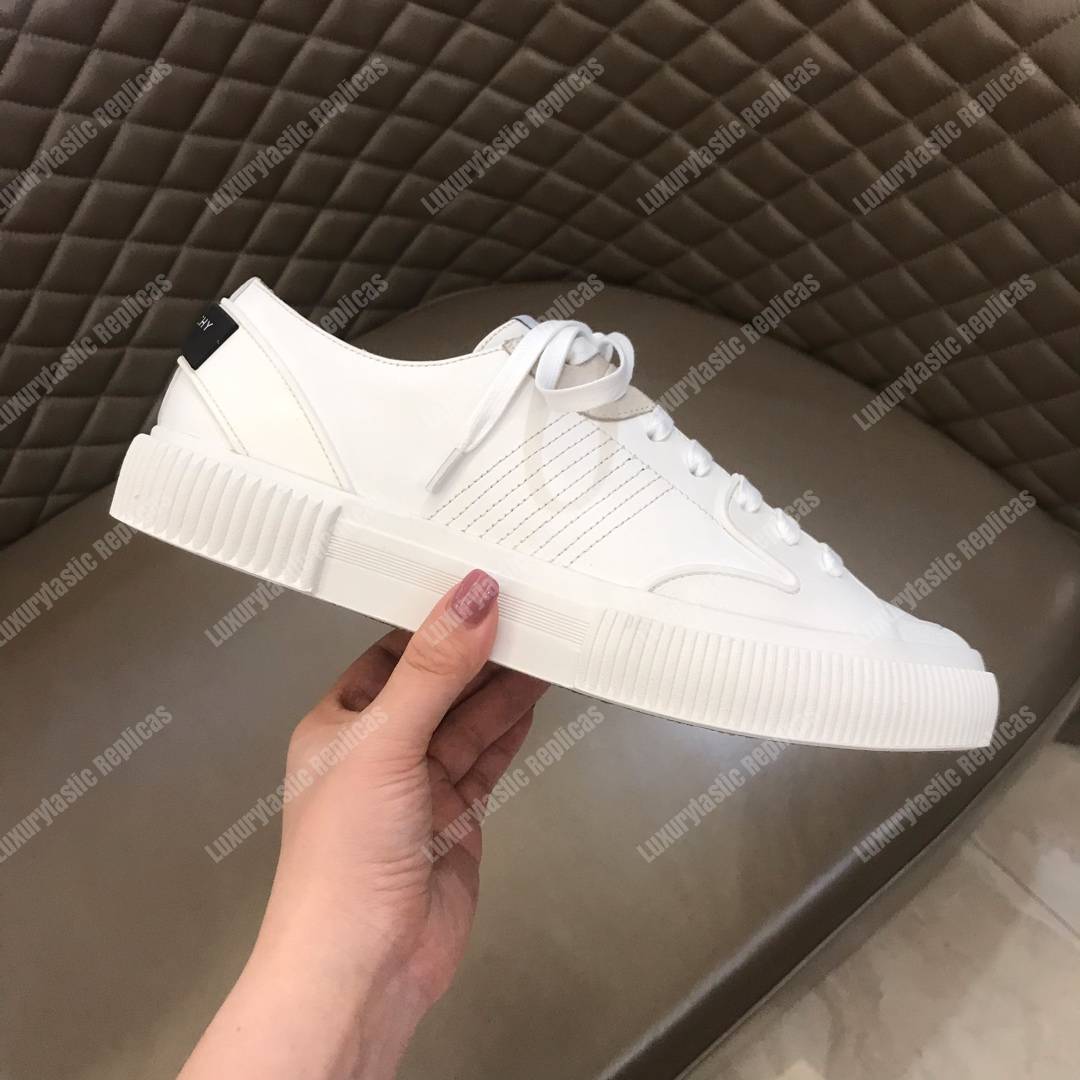 Givenchy Low Sneakers In Leather White