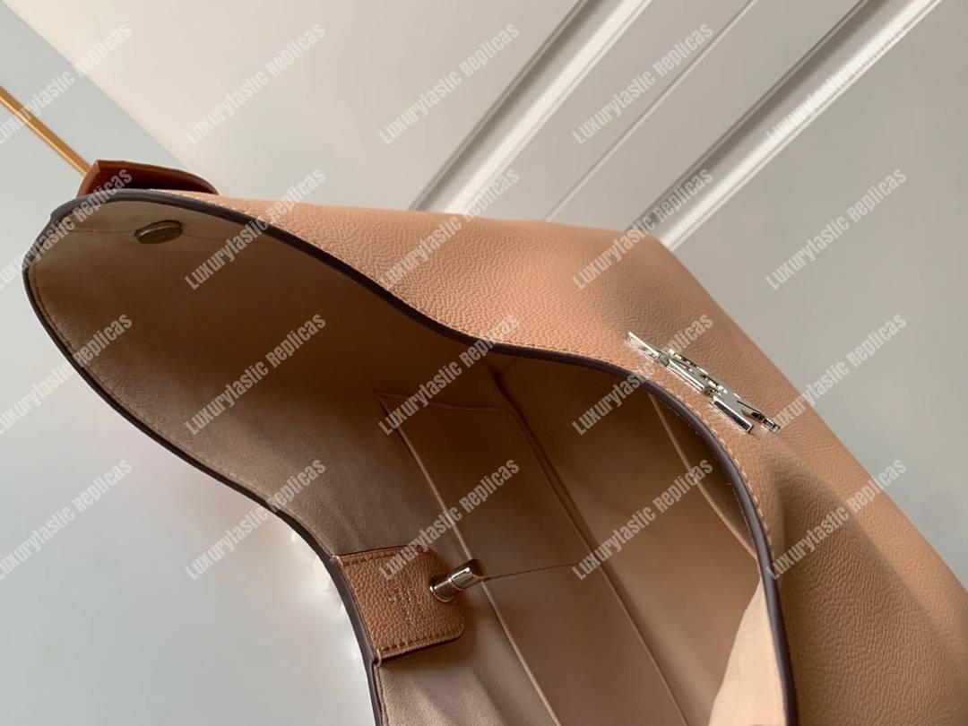 LV Lockme Hobo Beige