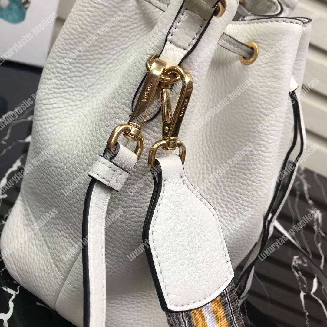 Pra*a leather bucket bag white