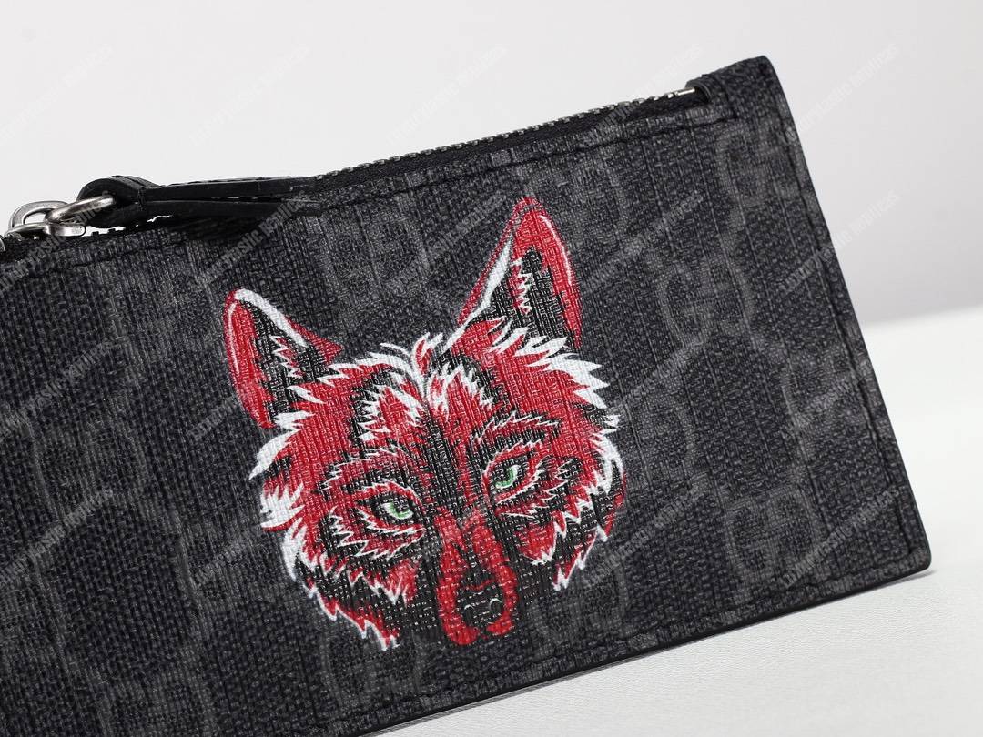 G*u*i wolf print gg sup*e card case keychain strap