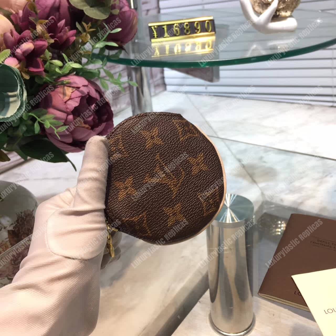 LV Round Coin Purse Monogram