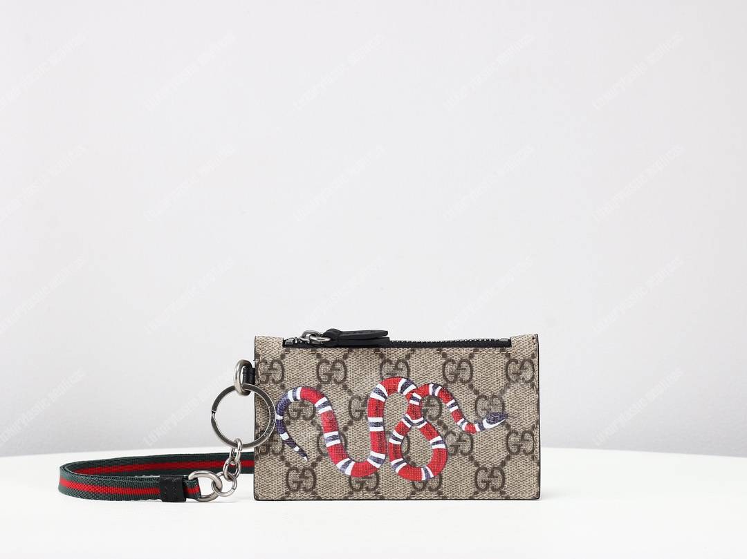 G*u*i kingsnake print gg sup*e card case keychain strap