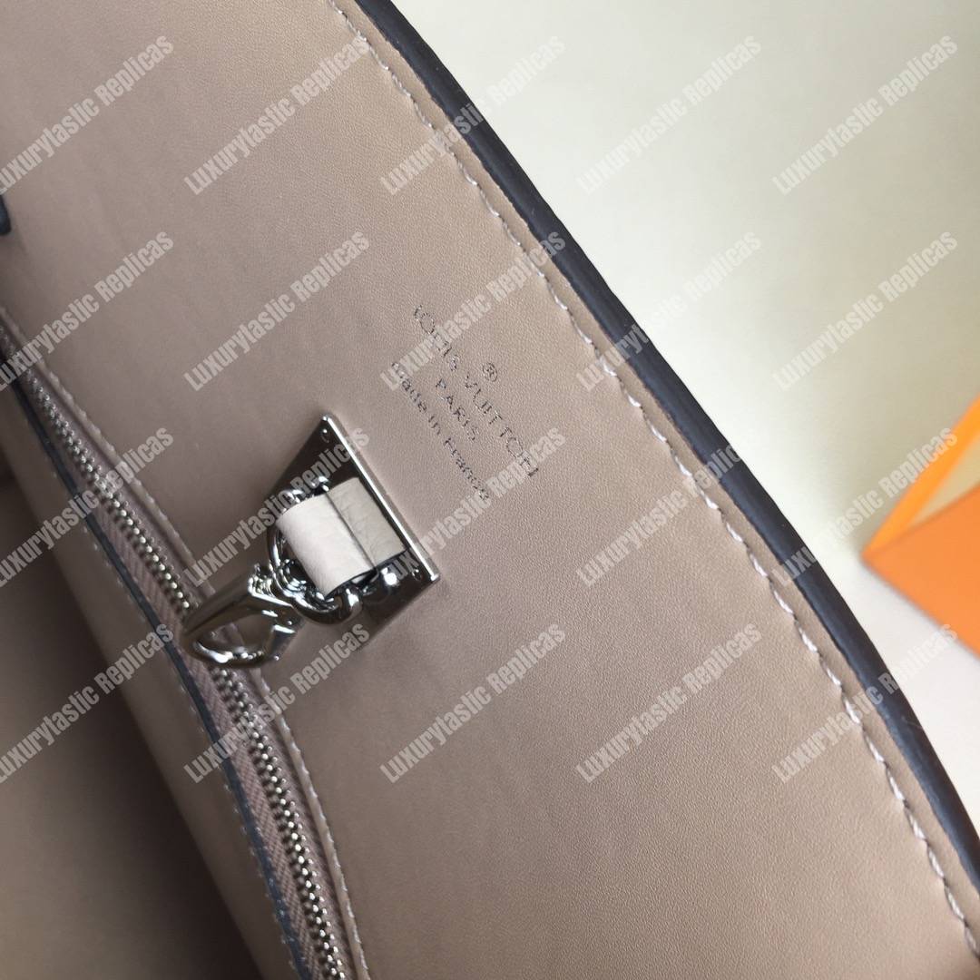 LV Milla PM Veau Nuage Cream