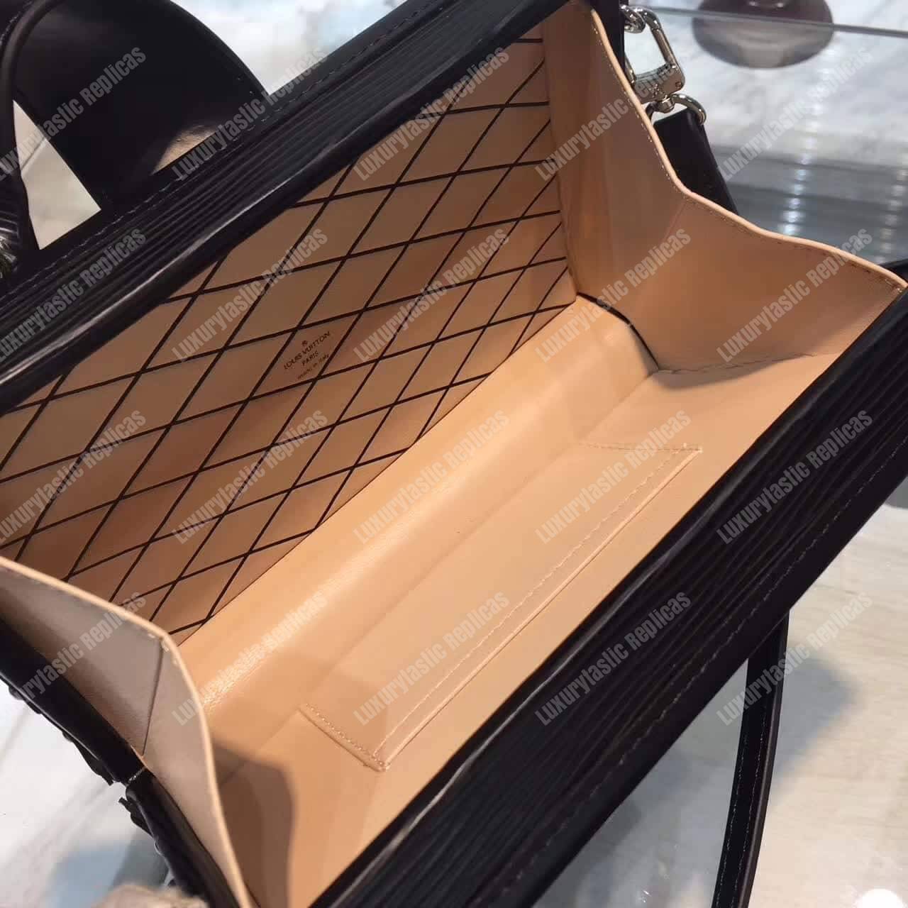 L**is vu*t*on x sup*e petite malle limited edition black