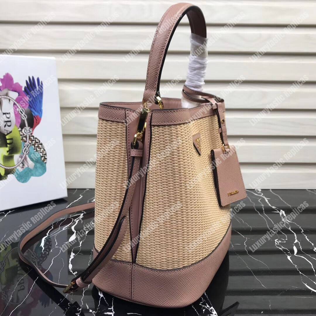 Pra*a panier medium straw bag magnolia
