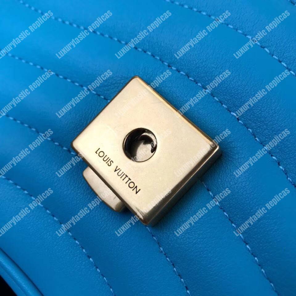 LV New Wave Chain Bag MM Malibu Green