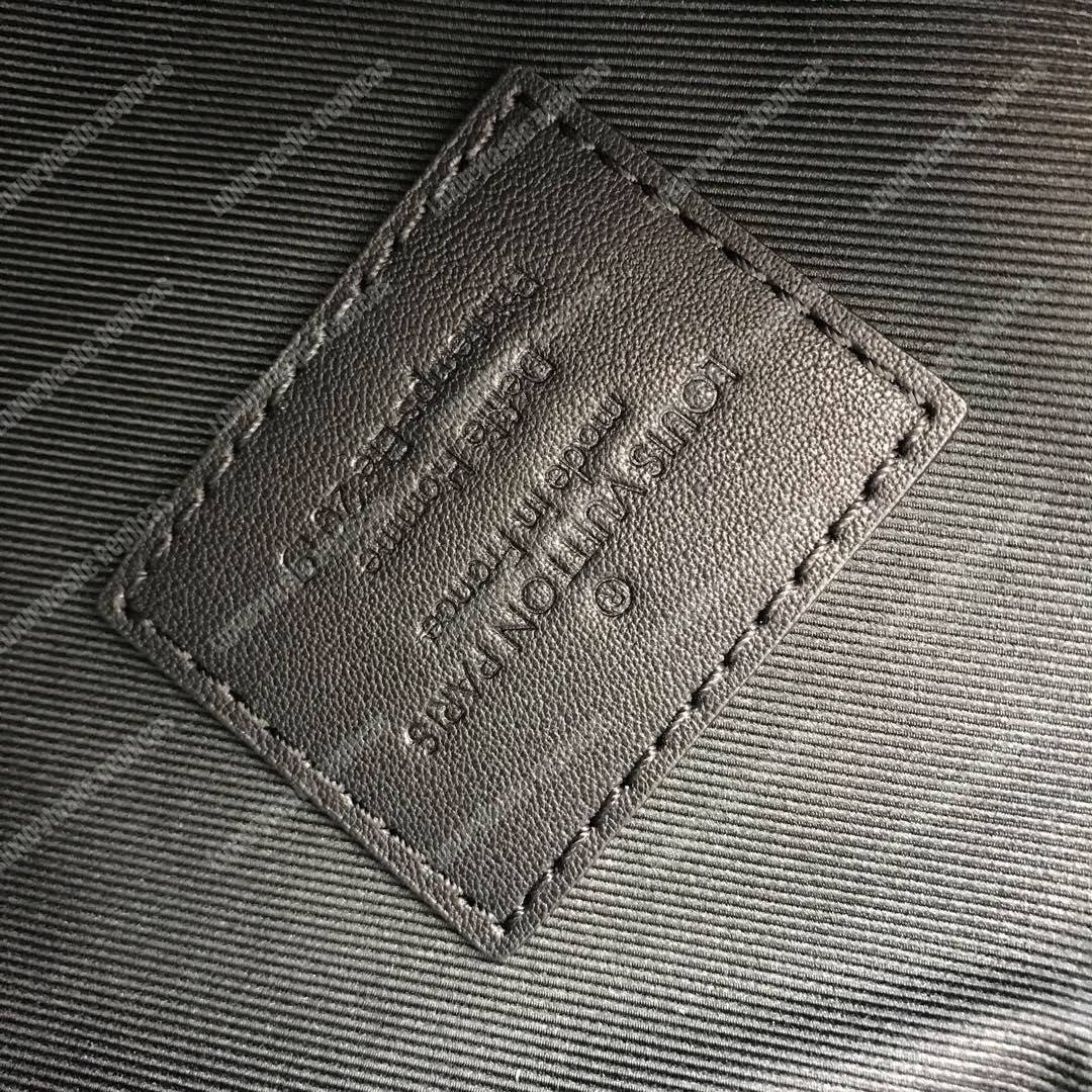 LV Soft Trunk Taurillon Monogram Leather Absolute