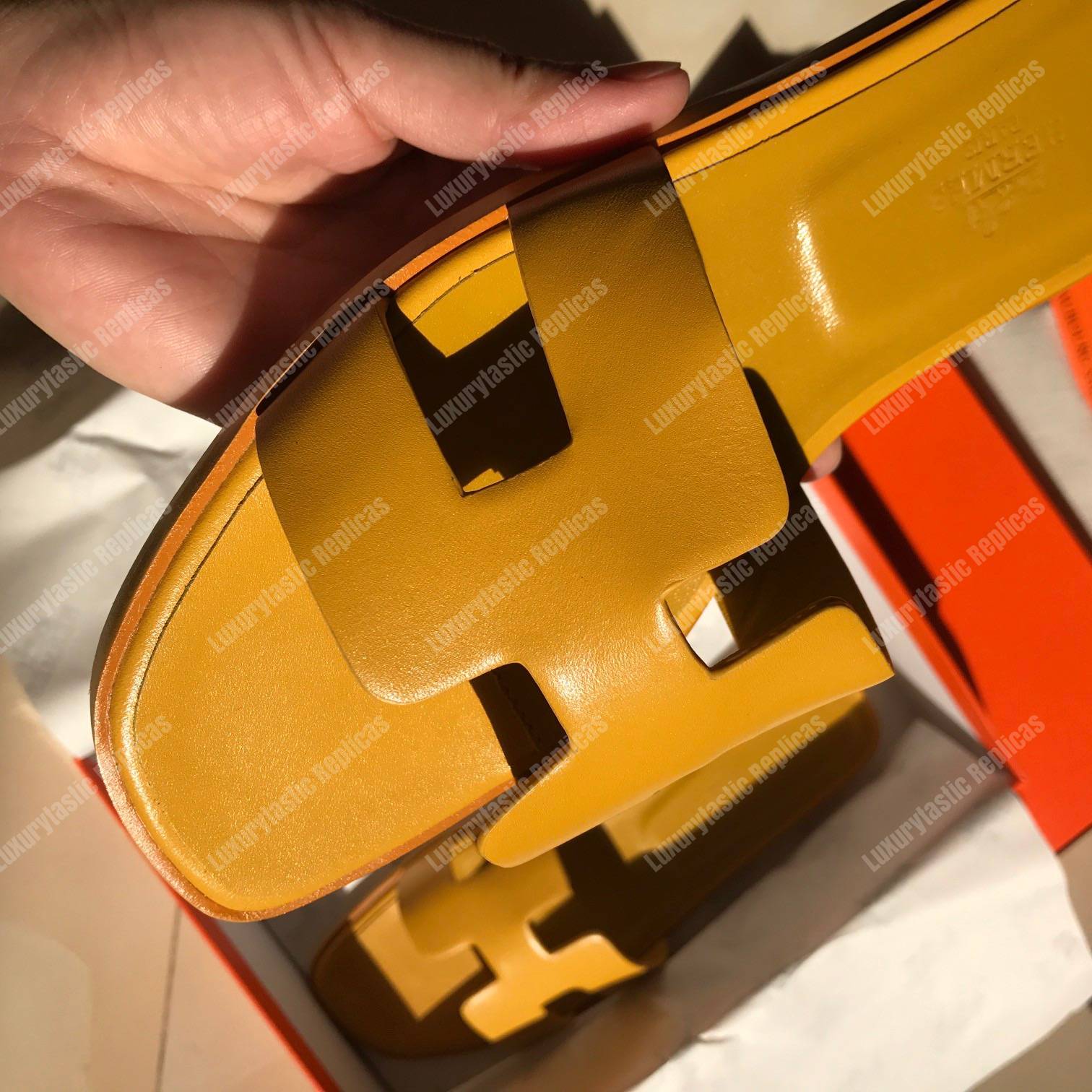 H**mes oran sandal calfskin leather yellow