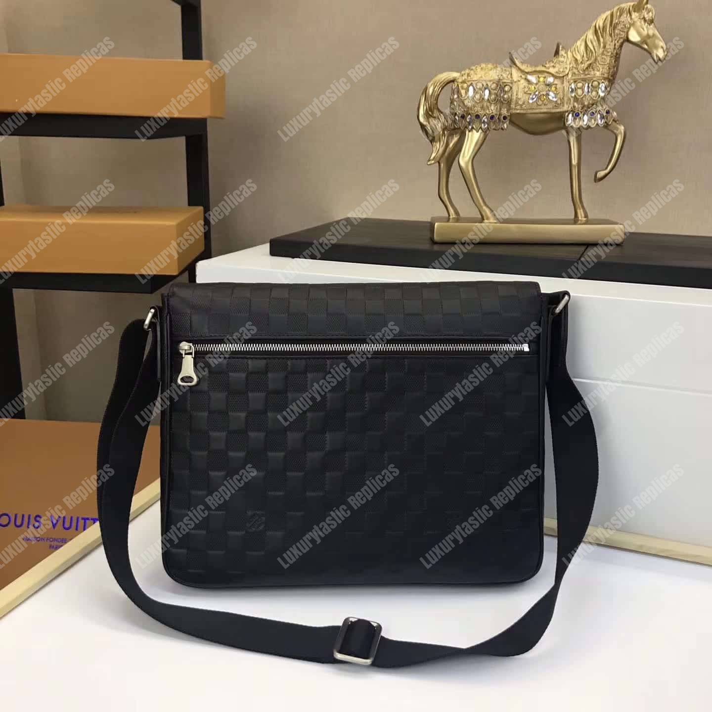 LV District MM Damier Infini Leather Onyx