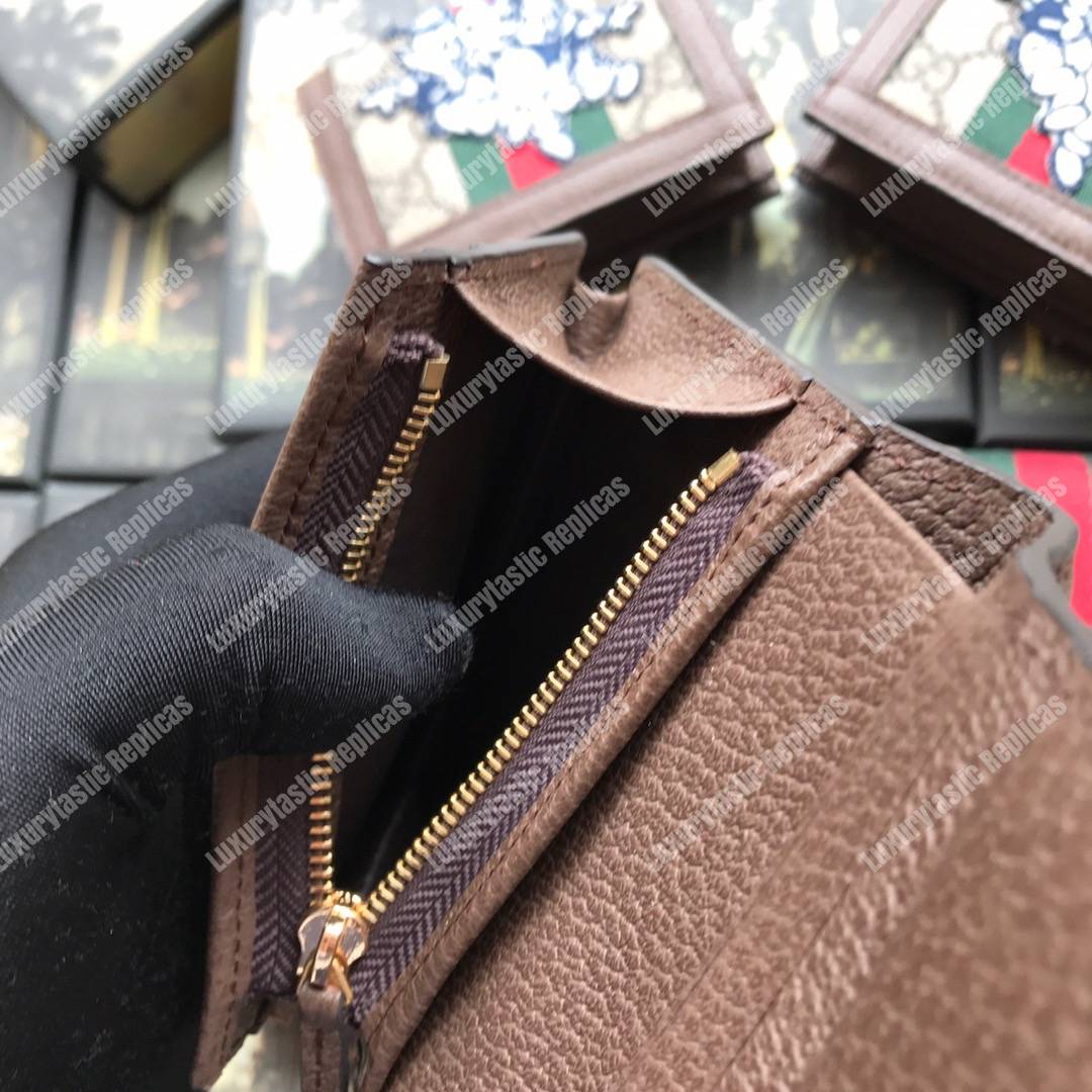 G*u*i ophidia gg card case with three little pigs