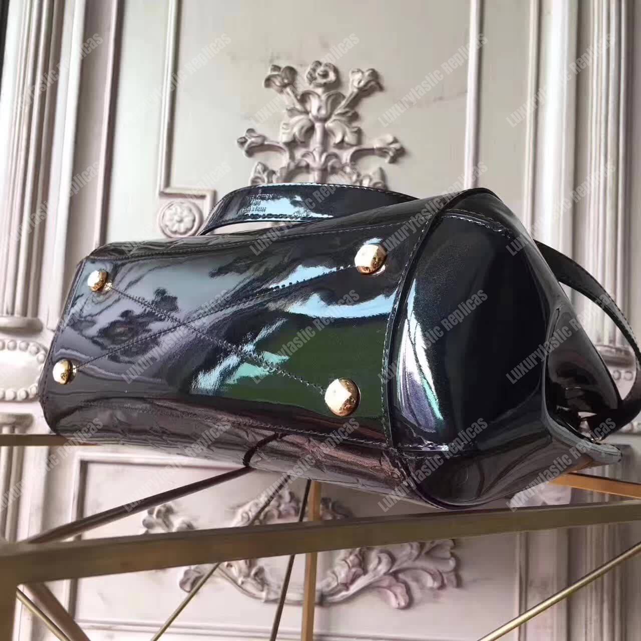 LV Montaigne MM Tote Bag Monogram Vernis Black