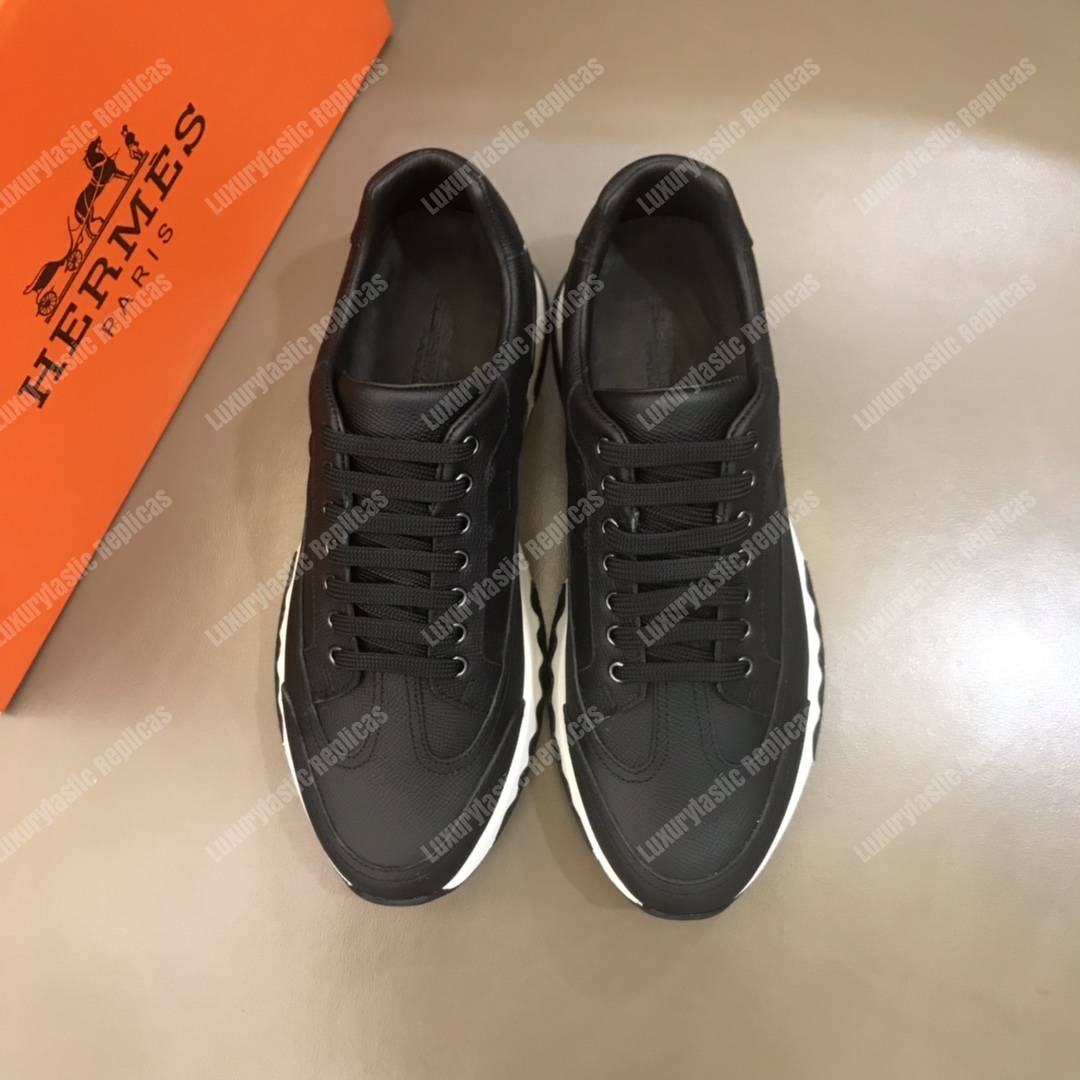 H**mes trail sneaker black