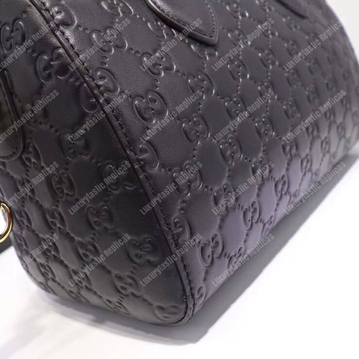 G*u*i signature medium top handle bag black