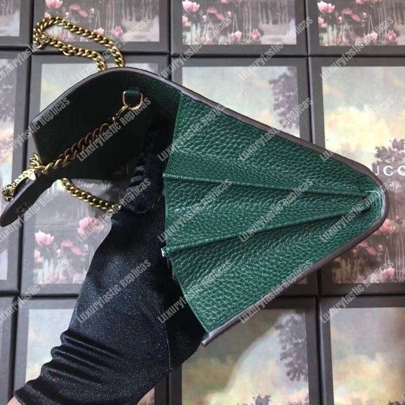 G*u*i calfskin garden dionysus chain wallet green with butterfly