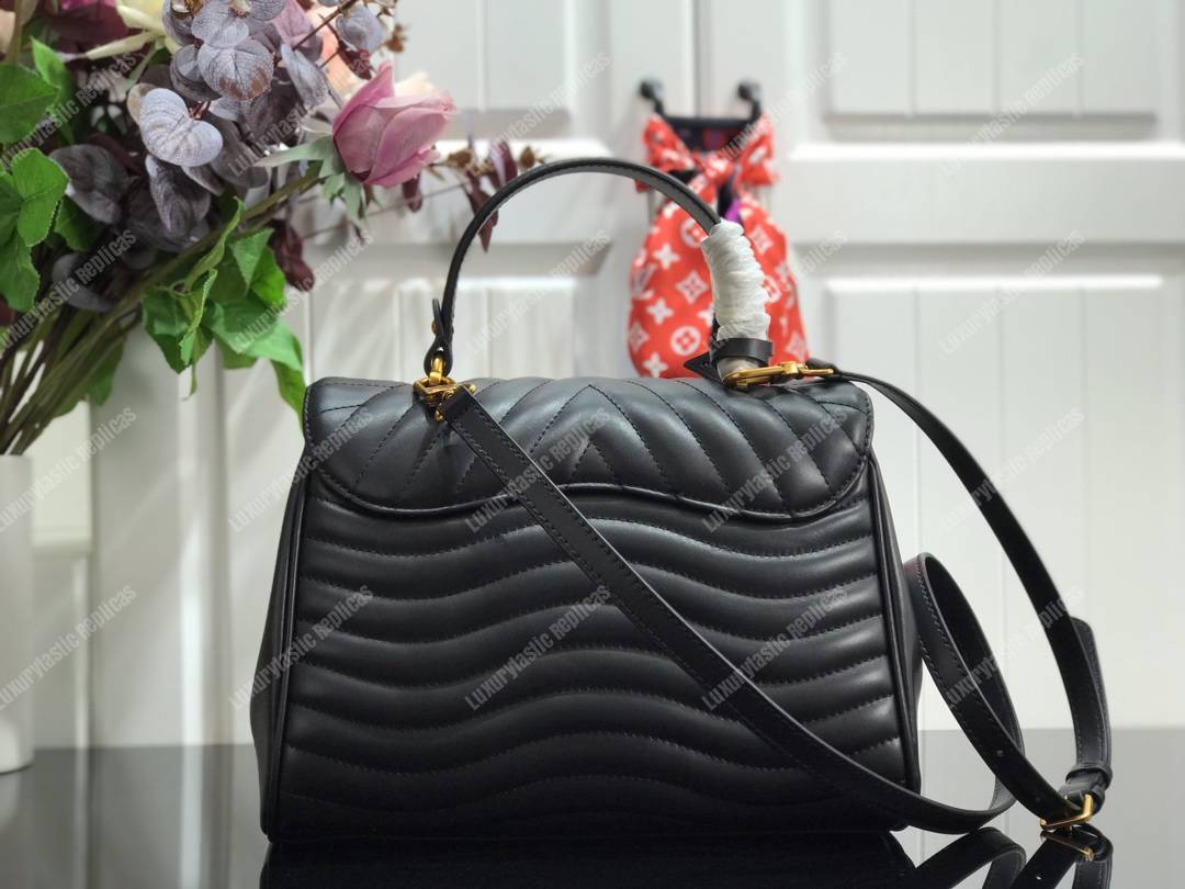 LV New Wave Top Wave Tophandle Handbag Noir