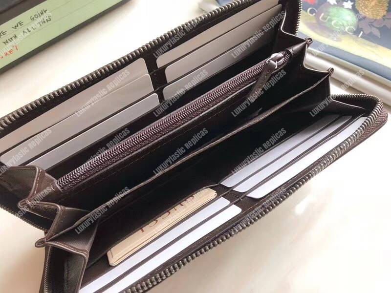 G*u*i gg sup*e zip around wallet with web