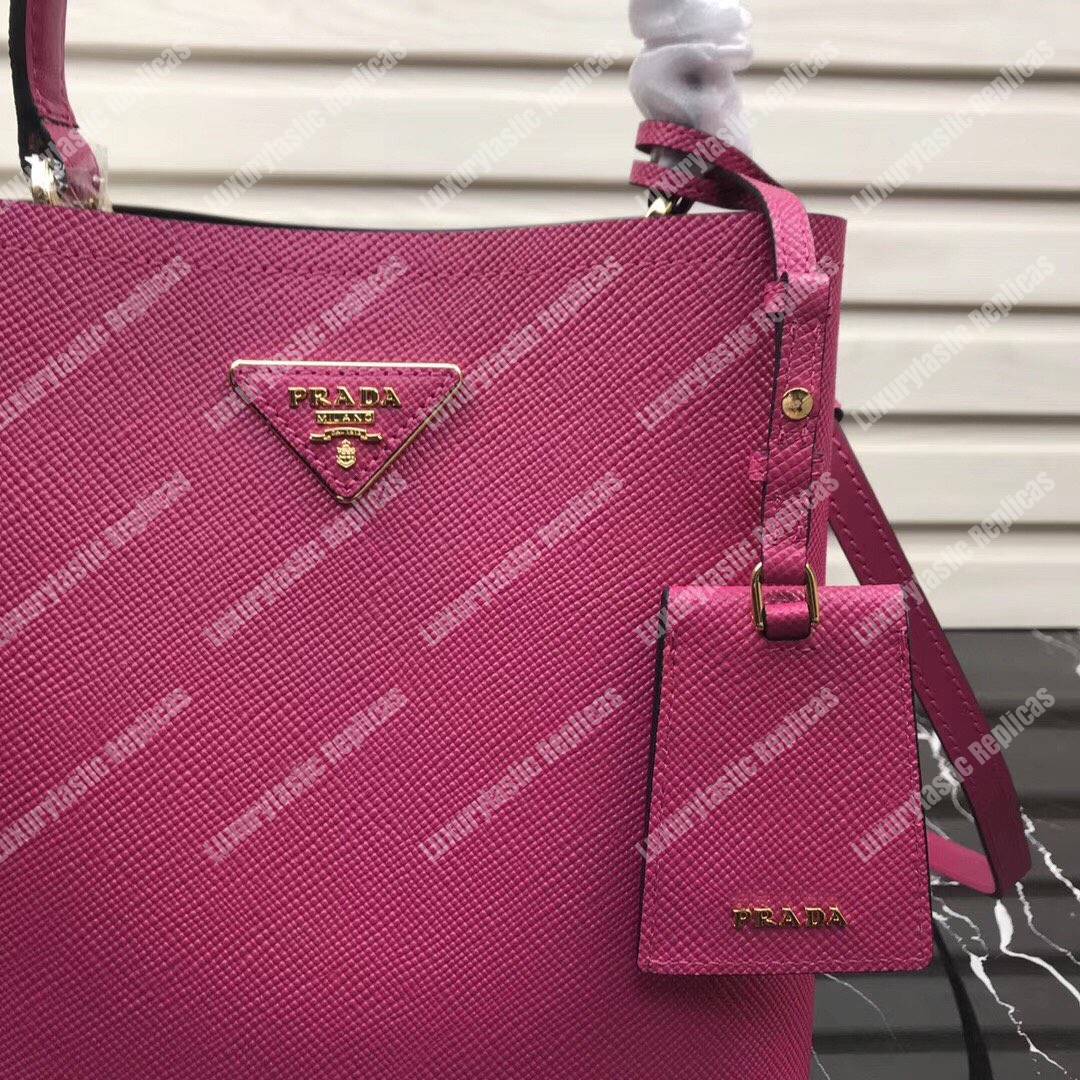 Pra*a panier medium bag dark pink
