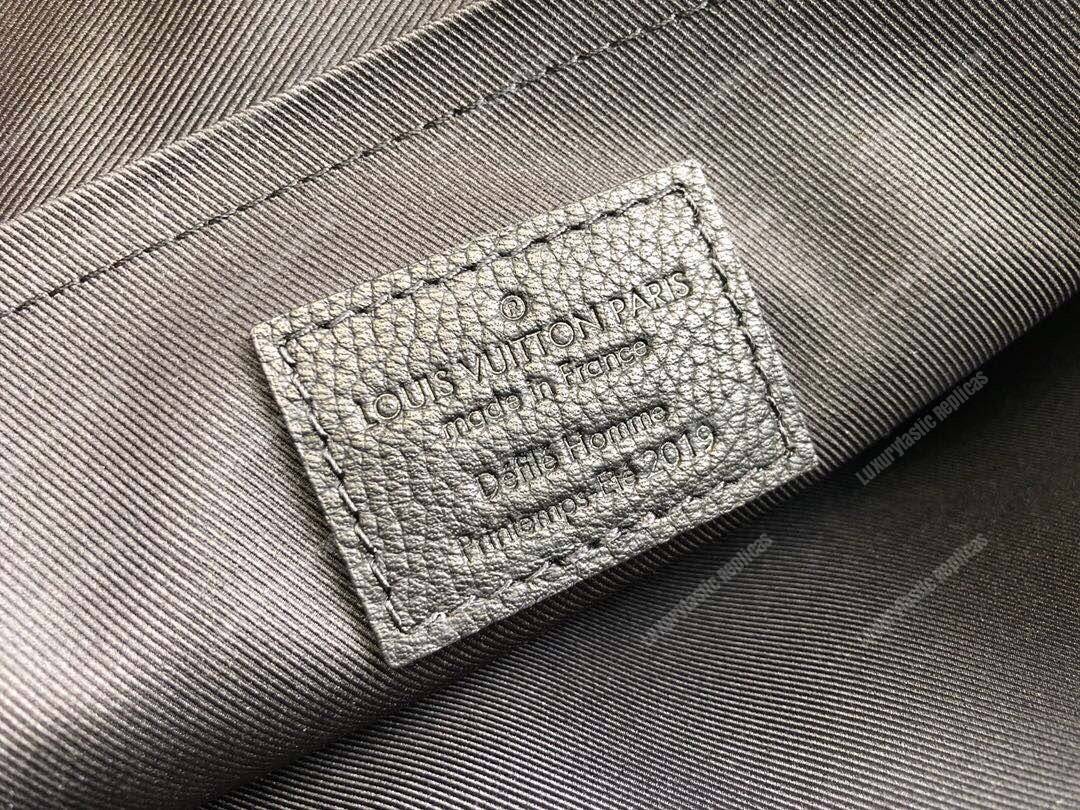 LV A4 Pouch Taurillon Leather Black