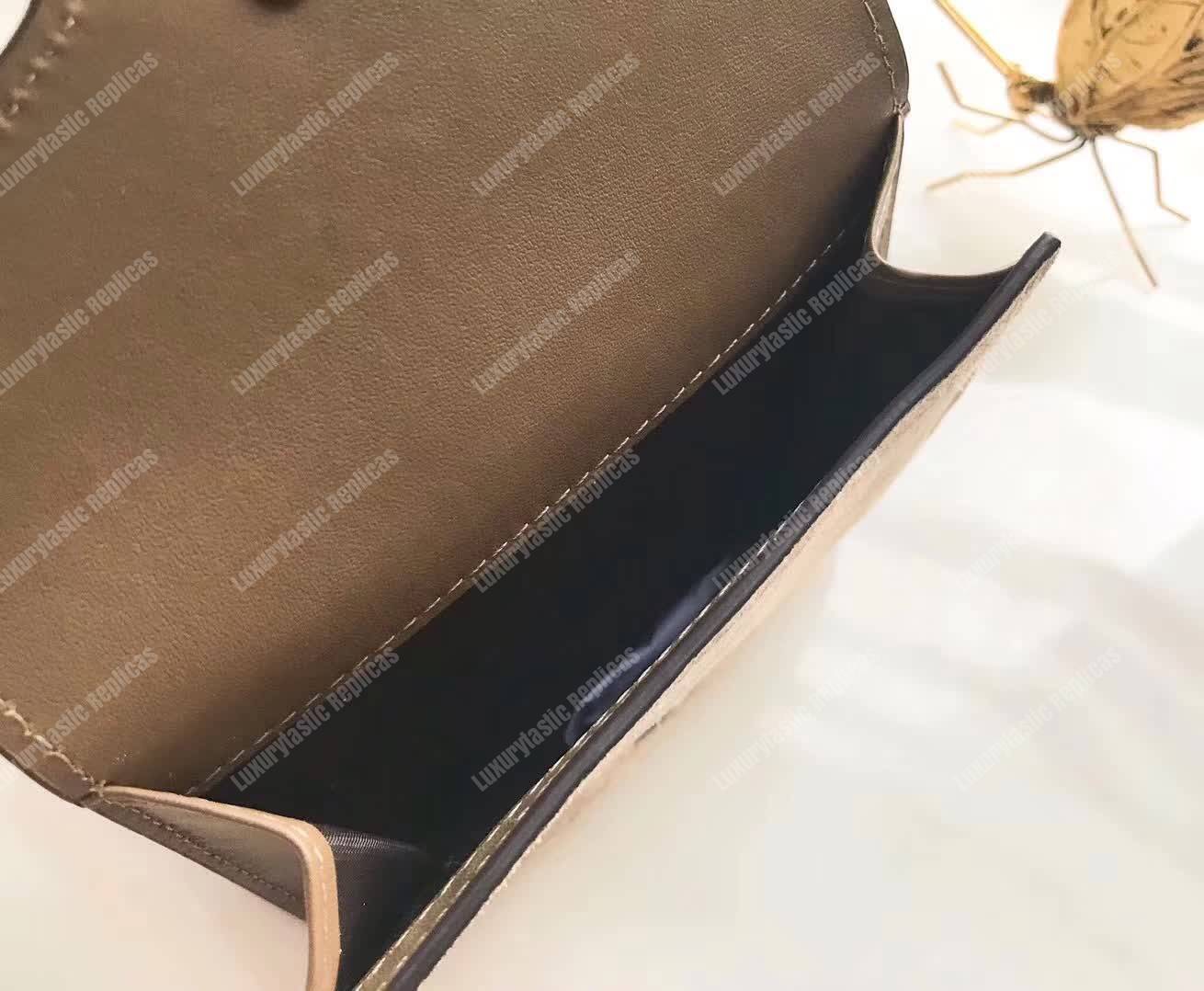 G*u*i dionysus suede wallet taupe