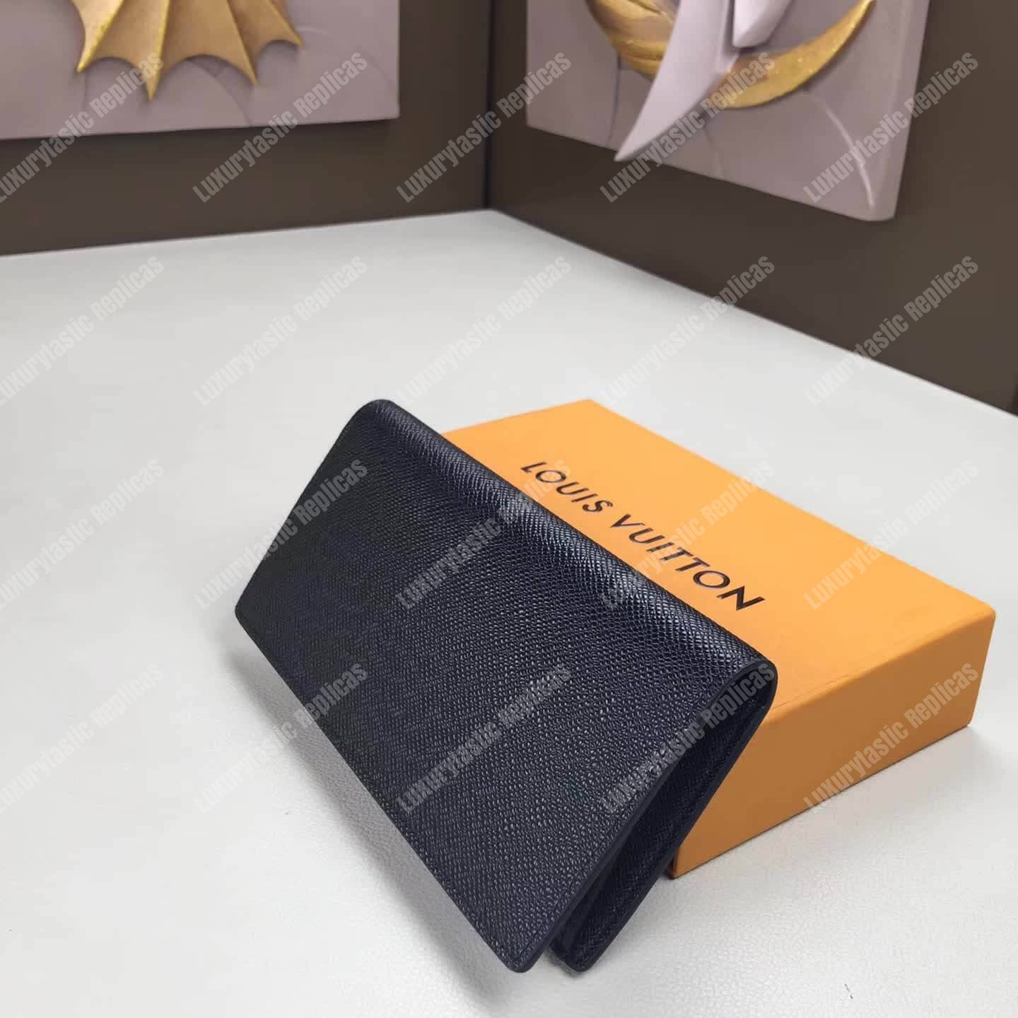 LV Brazza Wallet Taiga Leather Noir