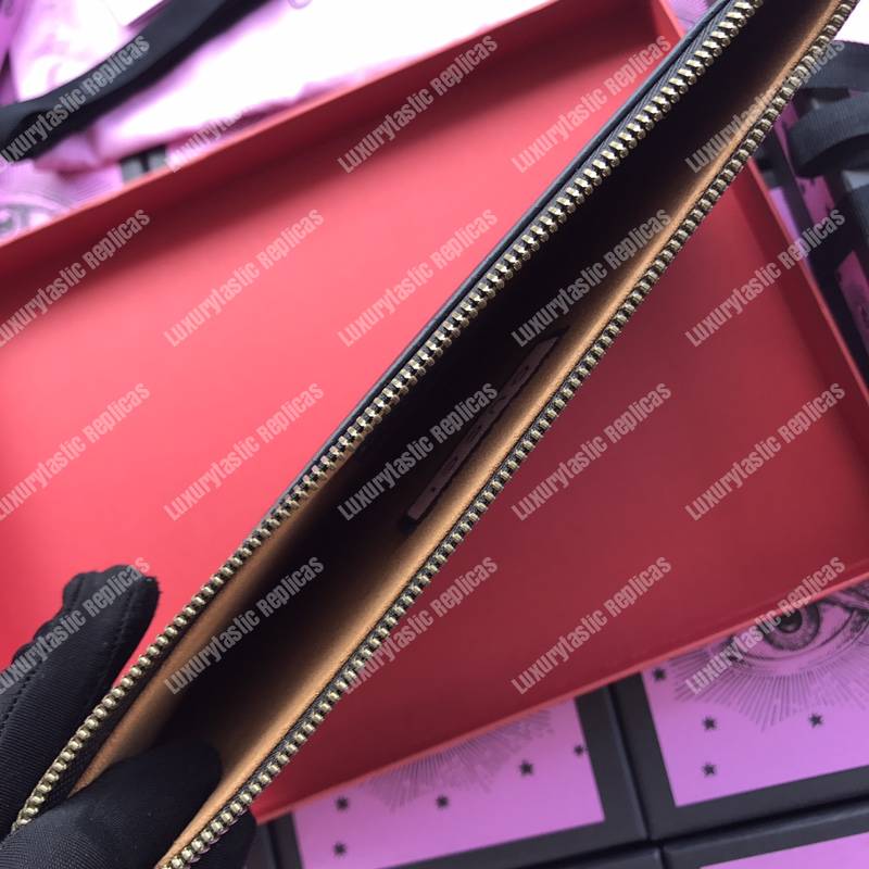 G*u*i G*u*ighost leather pouch bag black