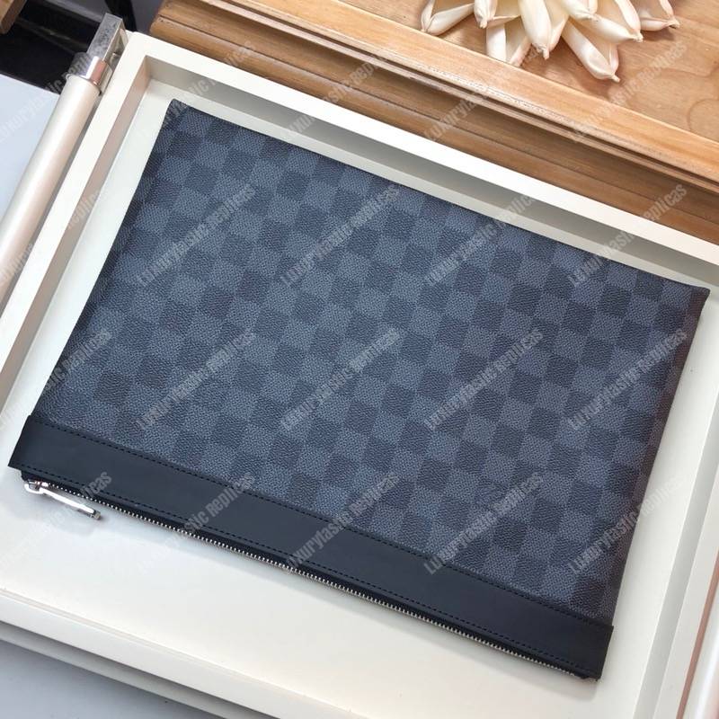 LV Discovery Pochette Damier Graphite Canvas