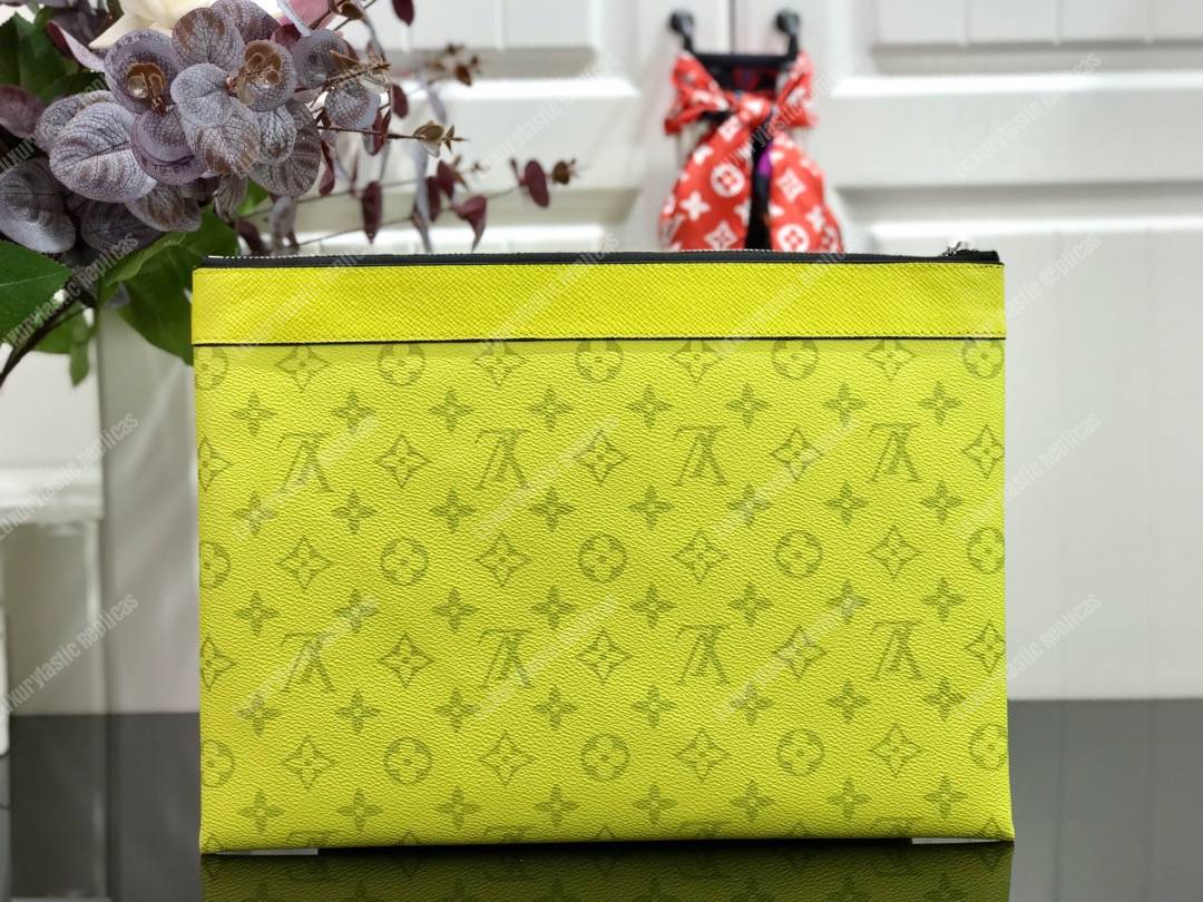 LV Discovery Pochette Monogram Yellow