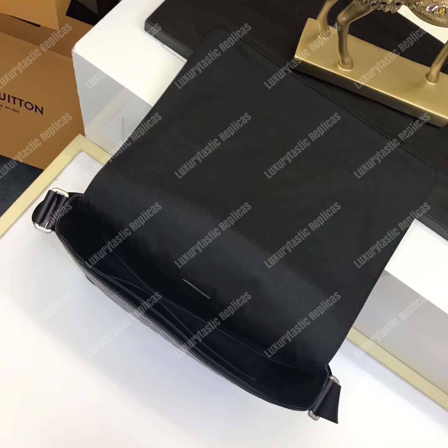 LV District MM Damier Infini Leather Onyx