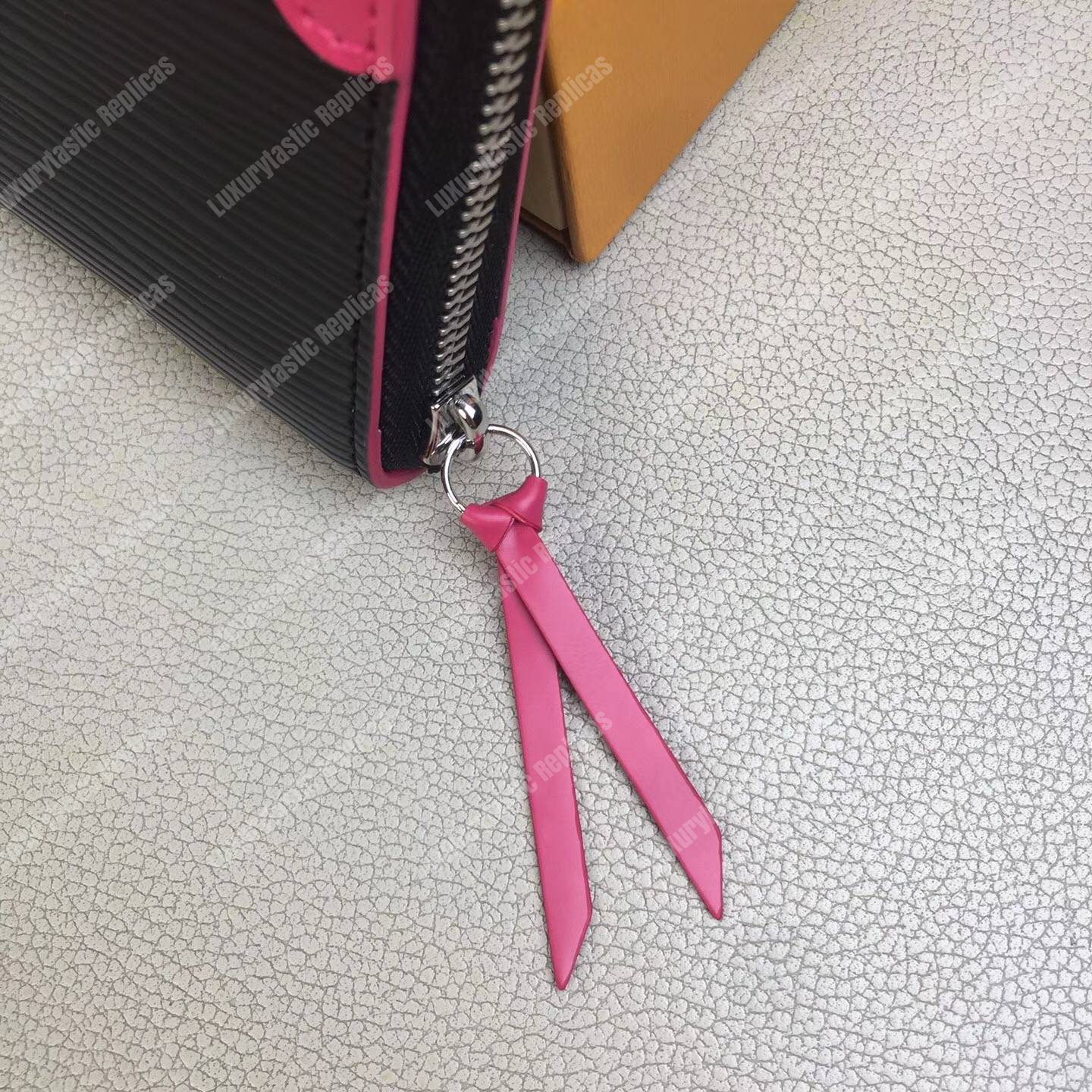 LV Zippy Coin Purse Epi Leather Black