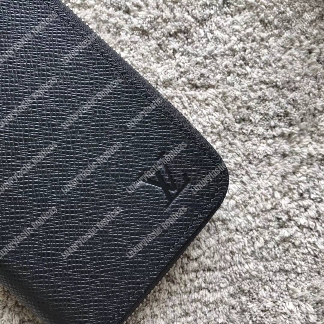 LV Vasco Wallet Taiga Leather Ardoise
