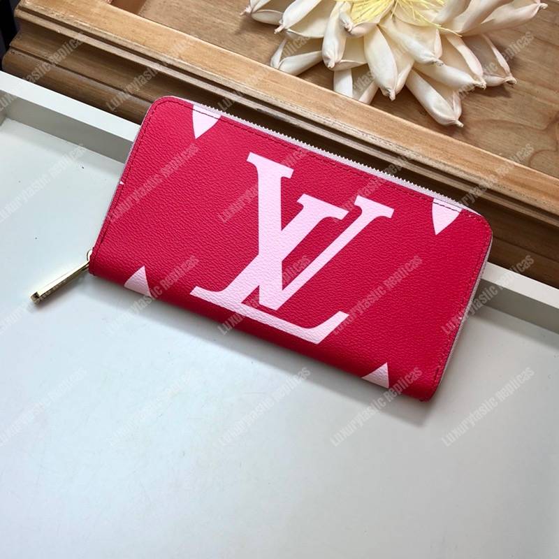LV Zippy Wallet Monogram Rouge