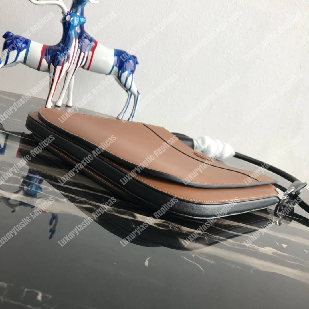 Pra*a margit leather shoulder bag brown