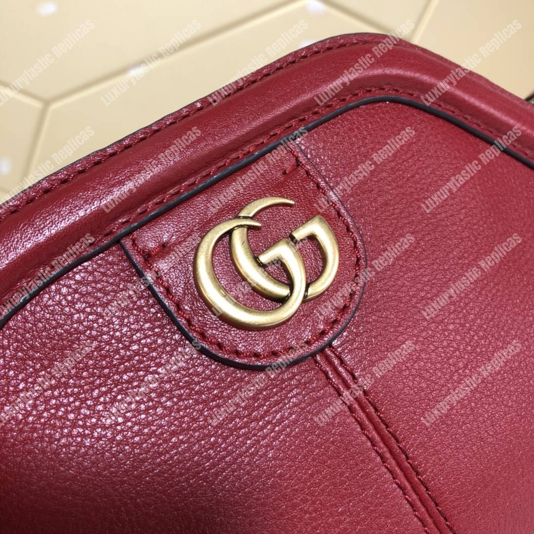 G*u*i re(belle) small shoulder bag leather red