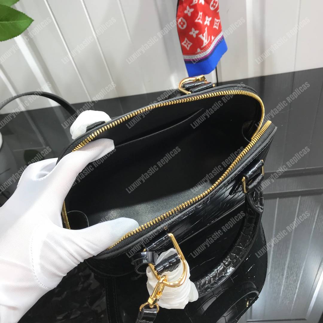 LV Alma BB Crocodilien Brillant Noir