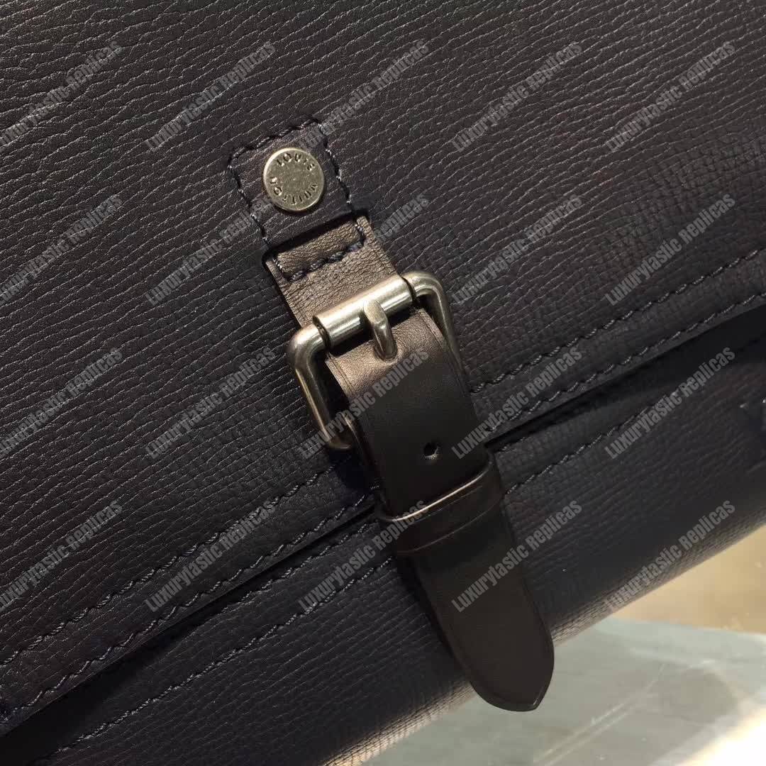 LV Canyon Messenger PM Utah Leather Bleu Marine