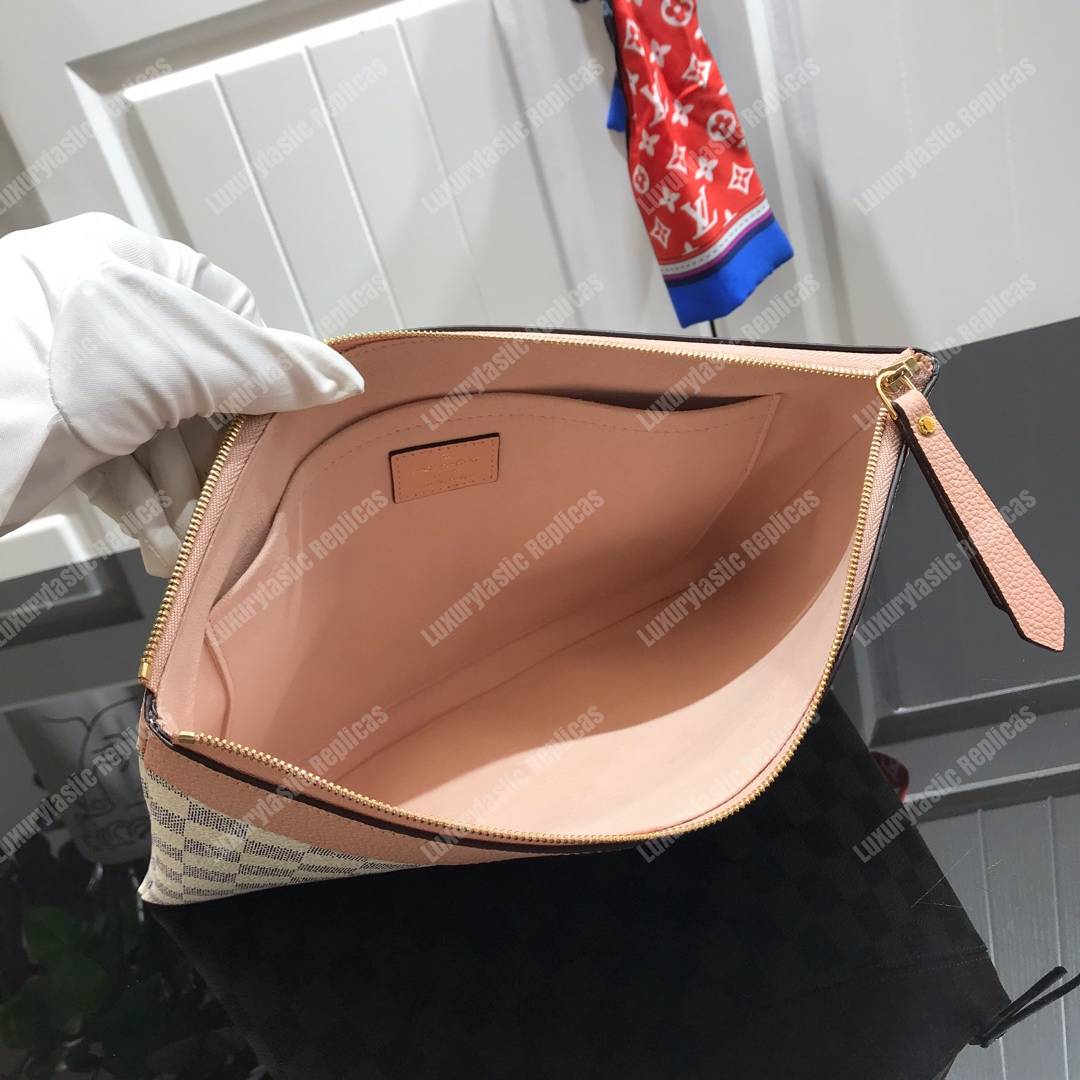 LV Daily Pouch Damier Azur