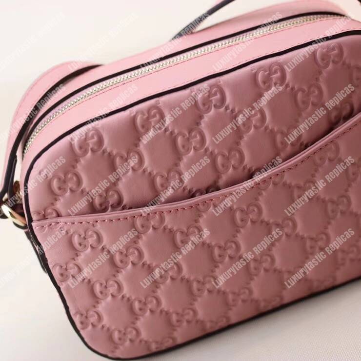 G*u*i signature linea bag light pink