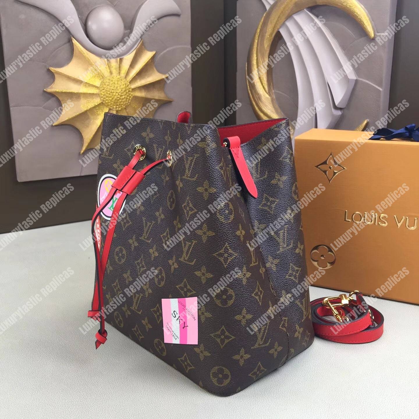 LV NéoNoé Monogram Special Edition Red