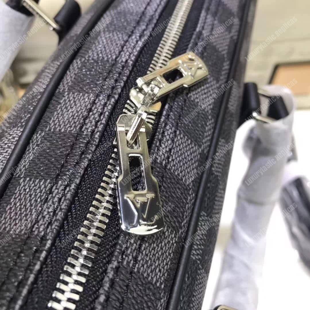 LV Porte-Documents Voyage PM Bag Damier Graphite Canvas LV League 2017