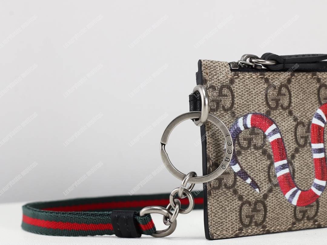 G*u*i kingsnake print gg sup*e card case keychain strap