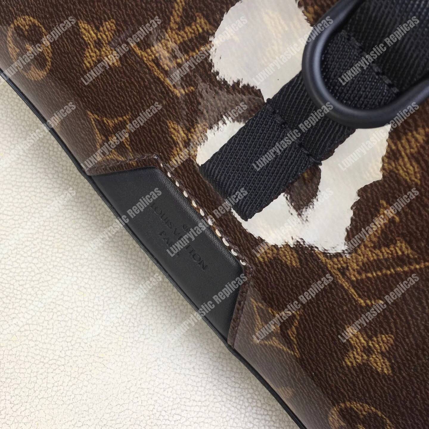 LV Messenger PM Monogram Glaze