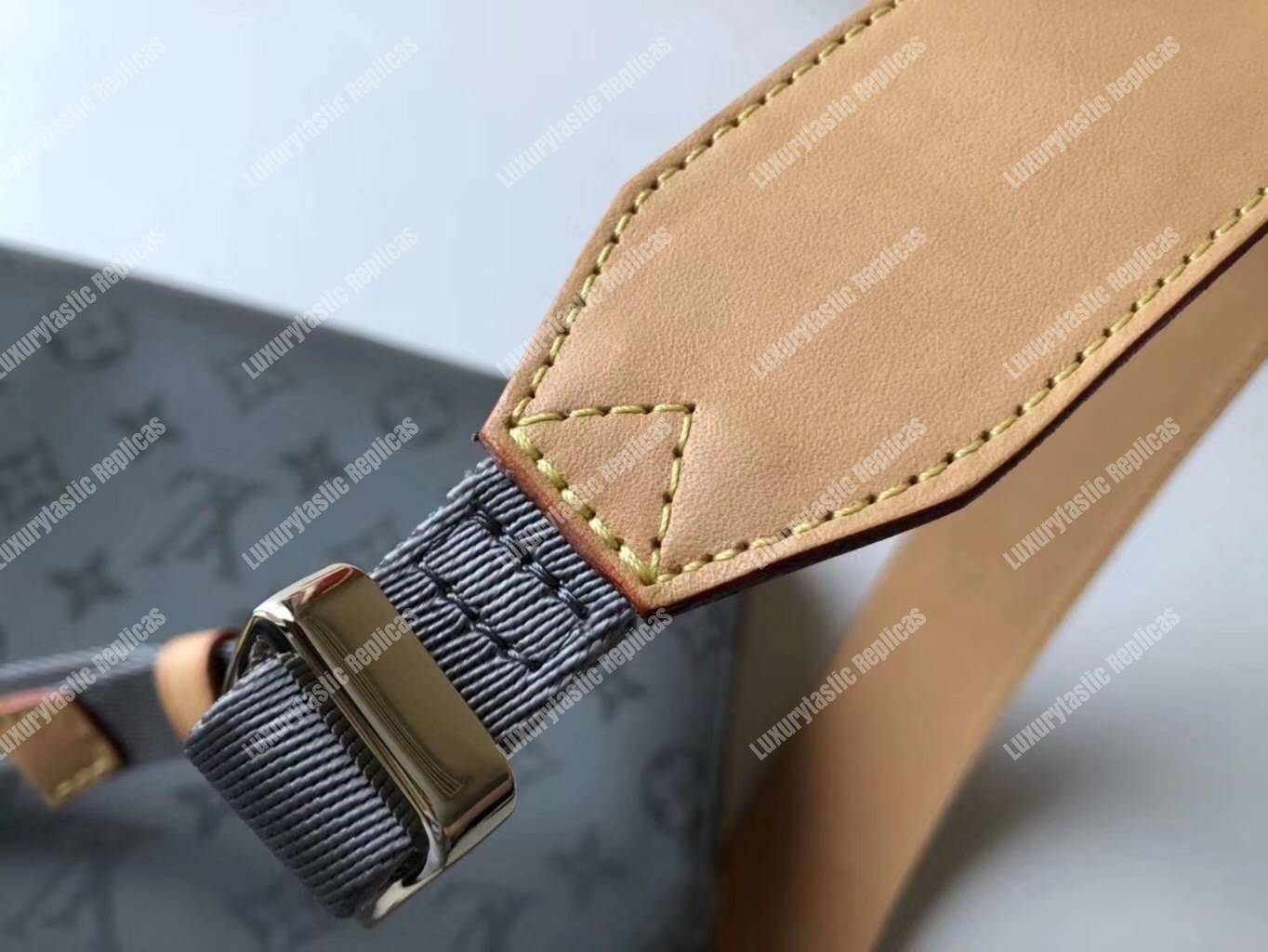 LV Messenger PM Monogram Titanium