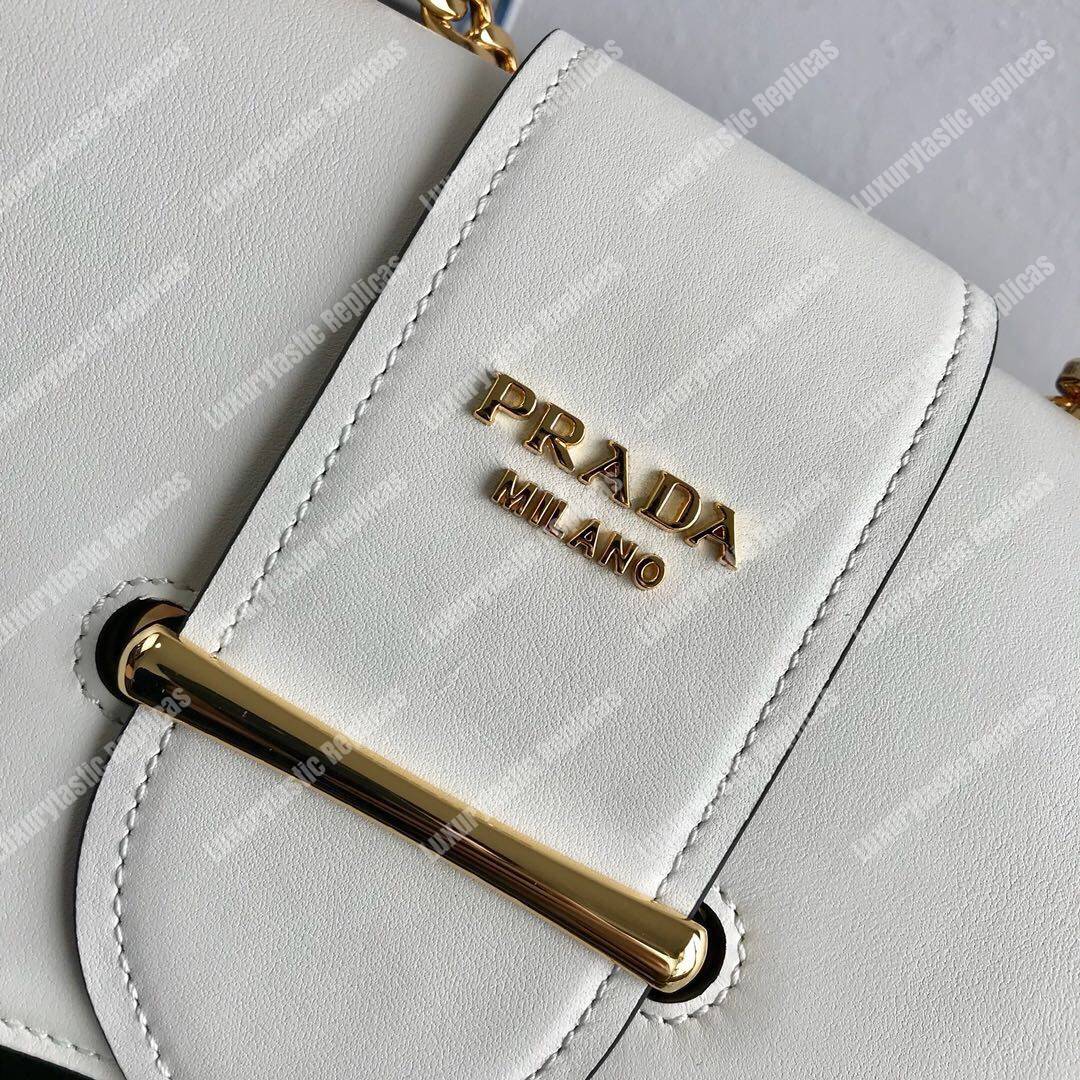 Pra*a sidonie leather shoulder bag white