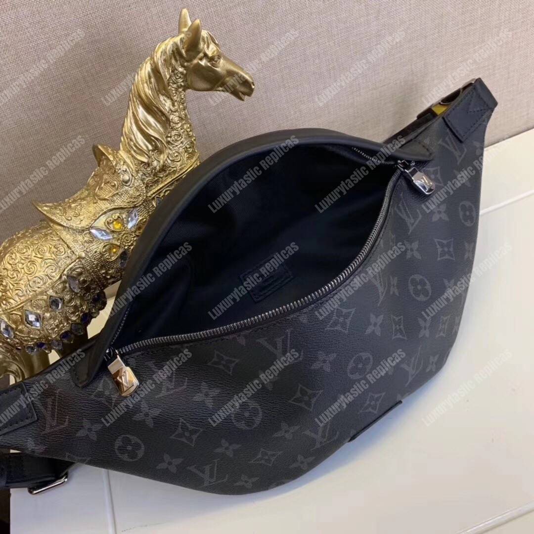 LV Discovery Bumbag Monogram Eclipse