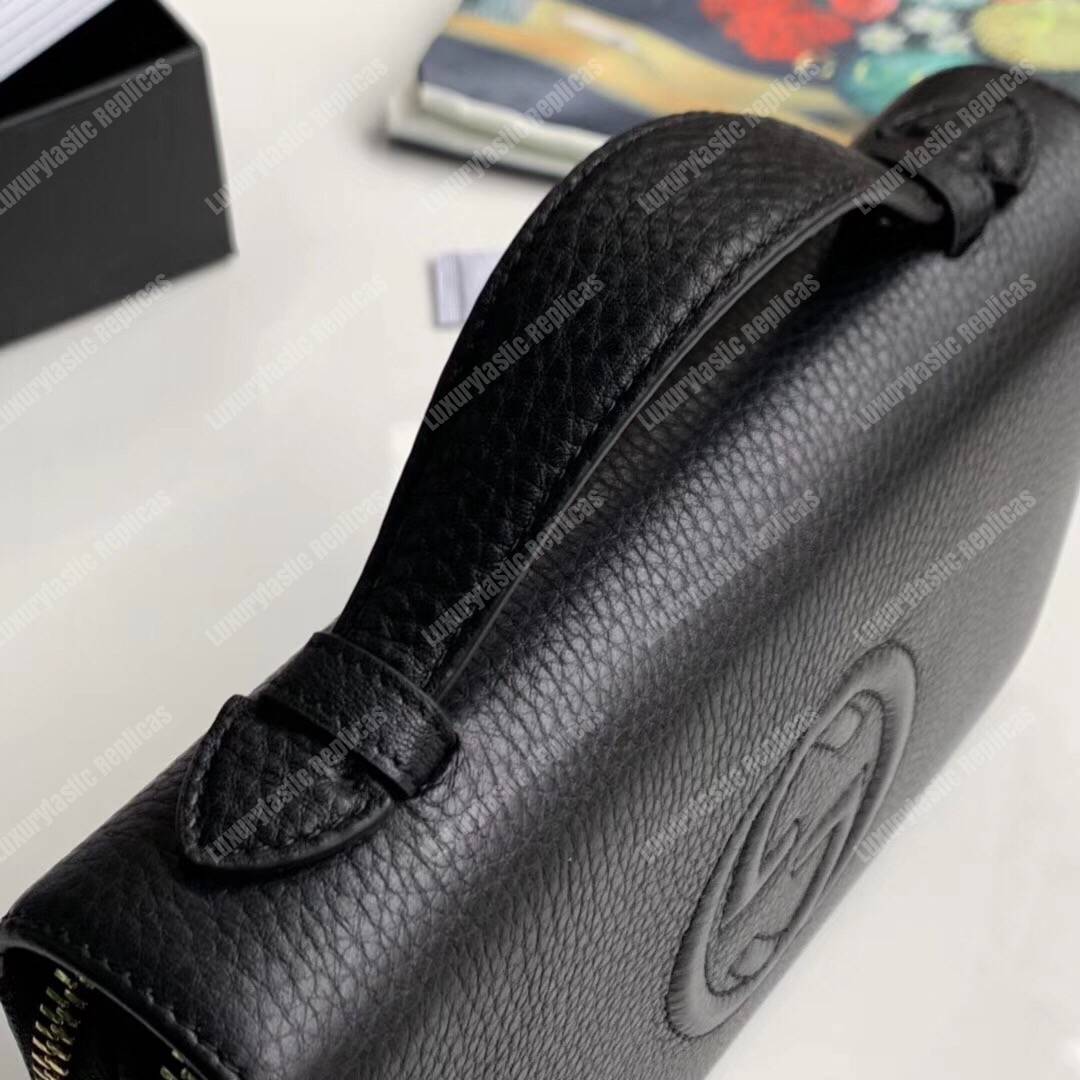 G*u*i pebbled calfskin soho travel document case black