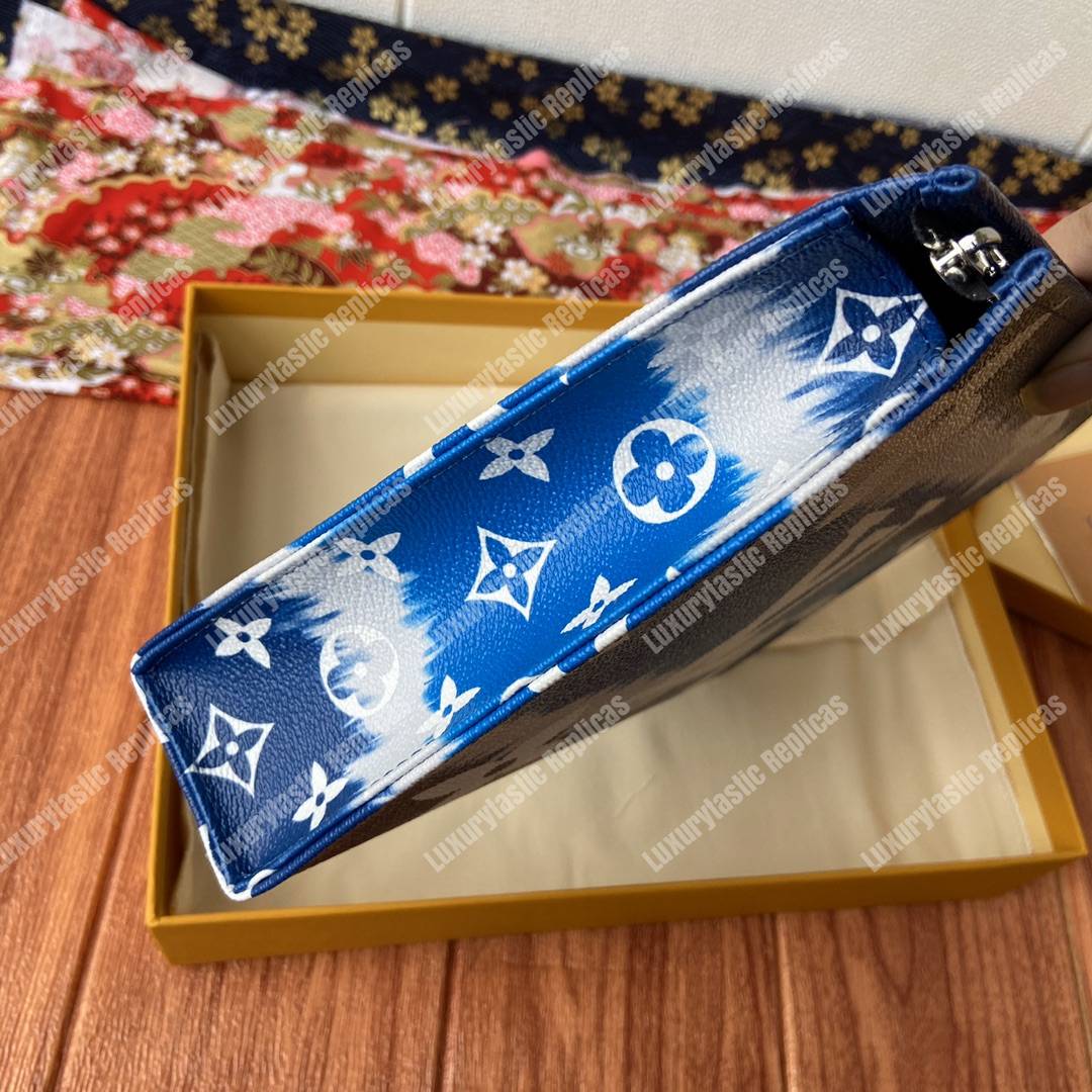 LV Escale Poche Toilette 26 Bleu