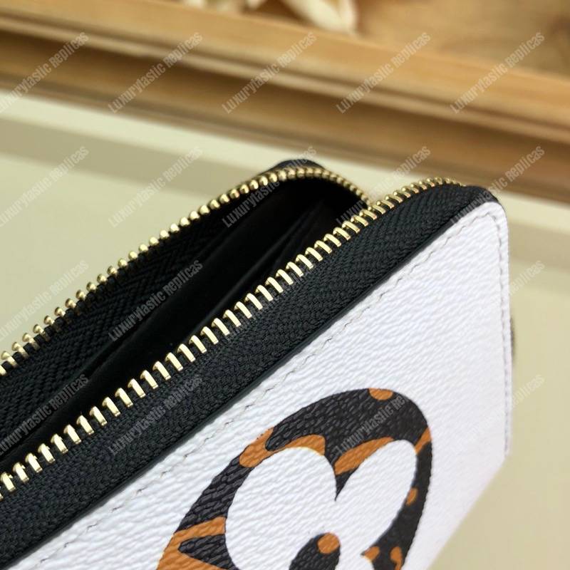 LV Jungle Zippy Coin Purse Giant Monogram Ivoire