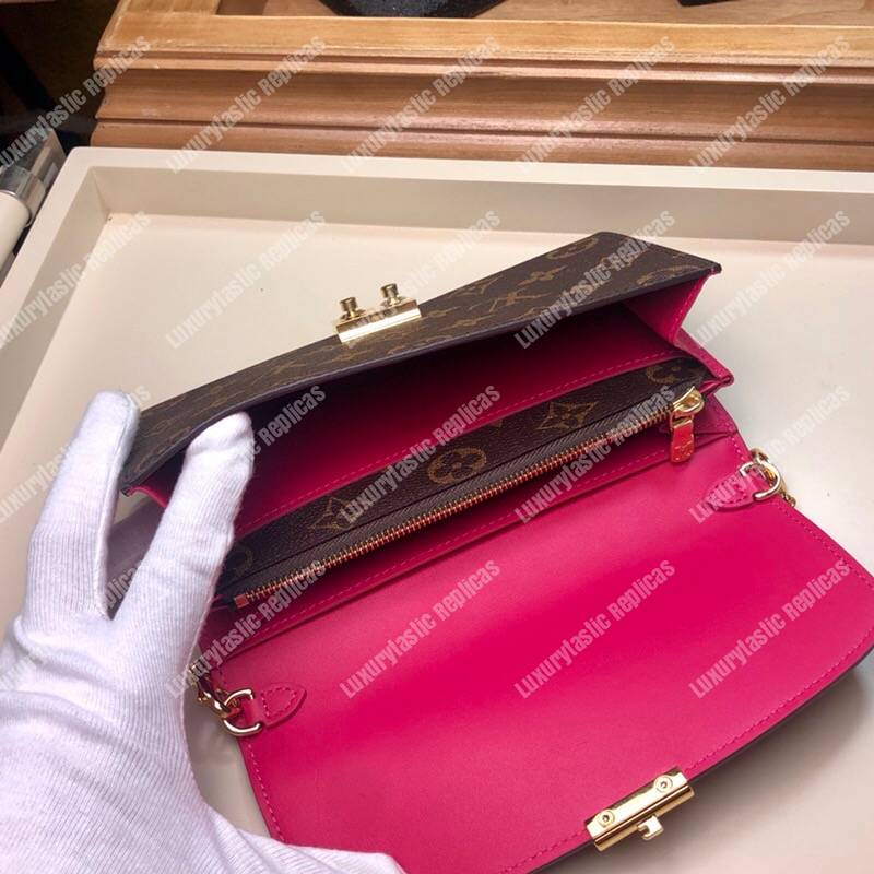 LV Croisette Chain Wallet